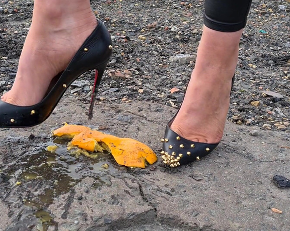 Kats Worn Heels aka katswornheels OnlyFans - Watch me stomp all over this orange in my Louboutin Degraspikes Bet you wish it was