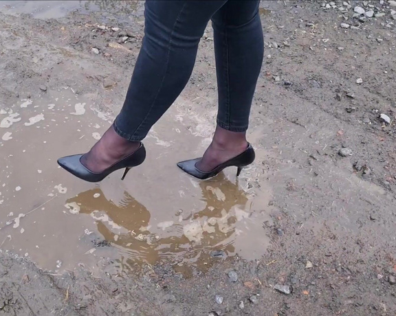 Kats Worn Heels aka katswornheels OnlyFans - Stomping and jumping in puddles wearing my Sexy Faith Ginas