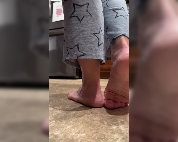 SoleMate91 aka solemate91 OnlyFans - My exhibitionism fantasy… Your hidden camera watching my feet while I work in my kitchen