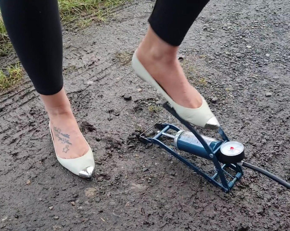 Kats Worn Heels aka katswornheels OnlyFans - Switching to my sexy thin white flats to finish pumping up my tyre