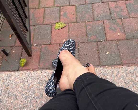 Lucy Beast NYC aka mslucybeastnyc OnlyFans - Patiently waiting outside with my flats…