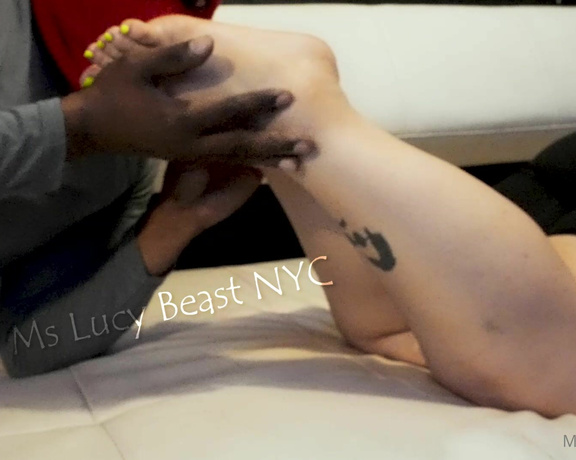 Lucy Beast NYC aka mslucybeastnyc OnlyFans - Some good ol’ reverse worship