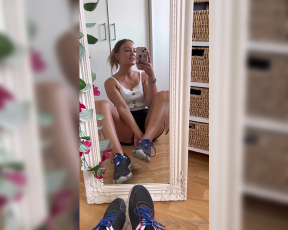 Miss Emma Rose aka emmaemmarose OnlyFans - Hot day working In 32 degrees heat just wearing pop socks inside my trainers the sweat