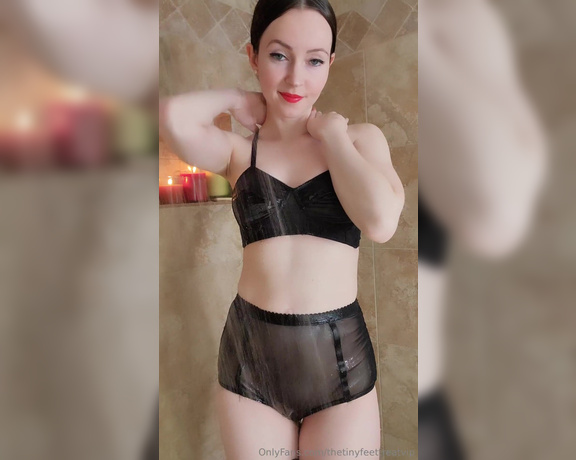 TheTinyFeetTreat VIP aka thetinyfeettreatvip OnlyFans - Shower Show Part 1  Strip Tease and Squirt Show  Its getting chilly outsidewant