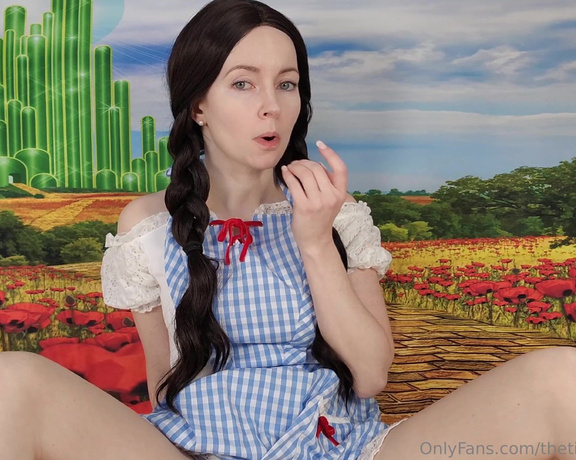 TheTinyFeetTreat VIP aka thetinyfeettreatvip OnlyFans - Dirty Dorothy Does DP  Youre not in Kansas anymore Youre in Dorothys naughty little corner