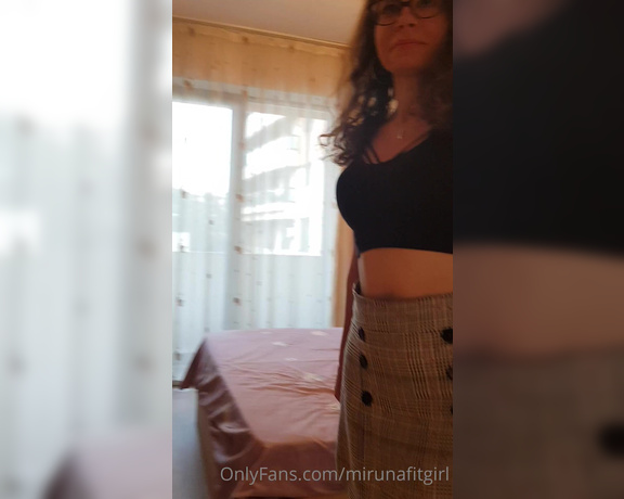 Miruna Fit Girl aka mirunafitgirl OnlyFans - FULL VIDEO  5 minutesME in my house