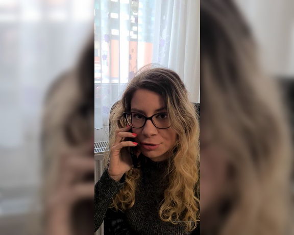 Miruna Fit Girl aka mirunafitgirl OnlyFans - ROLEPLAYPART III  Me as a Secretary calling the persons who will see my boss and