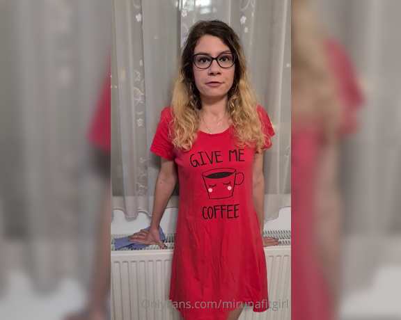 Miruna Fit Girl aka mirunafitgirl OnlyFans - ROLEPLAYPART I  Introducing myself as a Housekeeper and telling that I am not satisfied with