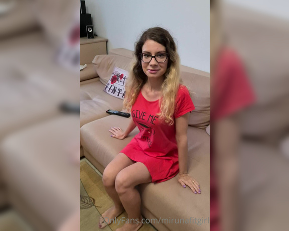 Miruna Fit Girl aka mirunafitgirl OnlyFans - Video Part II  Showing to my Fans how I go to sleep