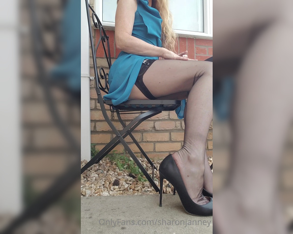 Sharon Janney aka sharonjanney OnlyFans - Cervin RHT stockings you like DONT FORGET to message me for my more explicit videos