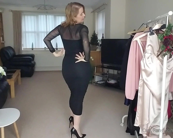 Sharon Janney aka sharonjanney OnlyFans - All dressed up and nude pantyhose and no panties Dont forget to message me for custom