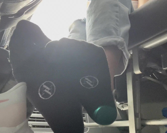 TheLBfeet aka thelbfeet OnlyFans - A public foot tease on the plane  Shoes off, sweaty black socks next