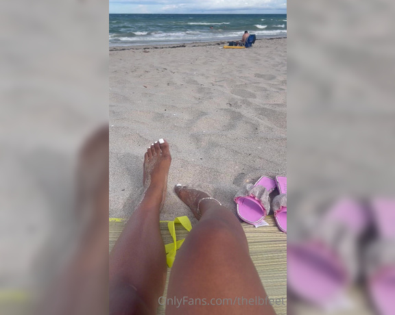 TheLBfeet aka thelbfeet OnlyFans - Would you stop and stare if you saw me at the beach