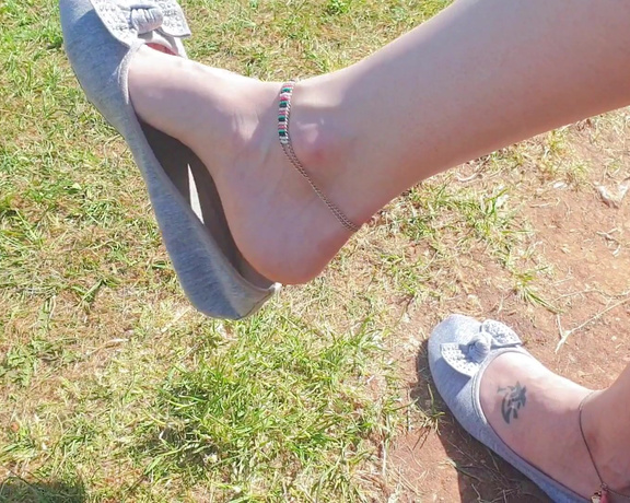 GreatBritishFeet aka solecatcher OnlyFans - Public flats dangling in the sunshine to get her fans hot under the collar