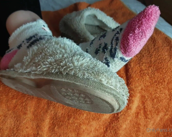 GreatBritishFeet aka solecatcher OnlyFans - Fucking my feet in fluffy socks cum inside worn slippers x2 POV FULL