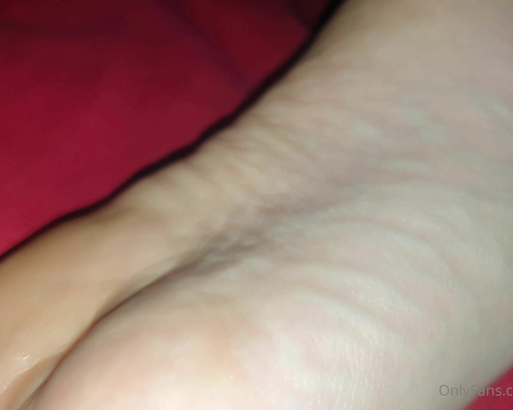 GreatBritishFeet aka solecatcher OnlyFans - He takes a good sniff of her sweaty morning feet in bed and couldnt resist tasting