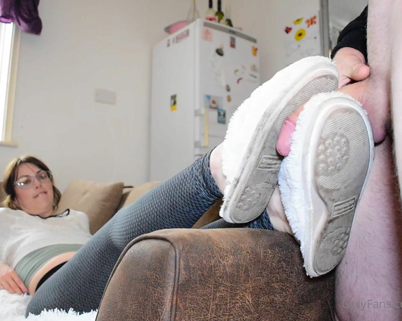 GreatBritishFeet aka solecatcher OnlyFans - Happy Friday fans, heres a brand new video of me fucking Camillas feet in stinky slippers