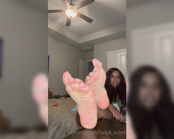 Ladyk Soles aka ladyk_soles OnlyFans - 6 min Humiliation Sole Play Loves