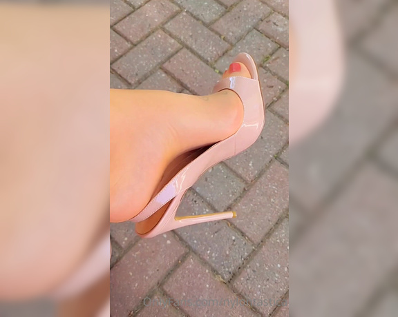 Nylontastica aka nylontastica OnlyFans - Sheer nylons, and a lovely pair of heels dangling off of my pedicured toes! perhaps