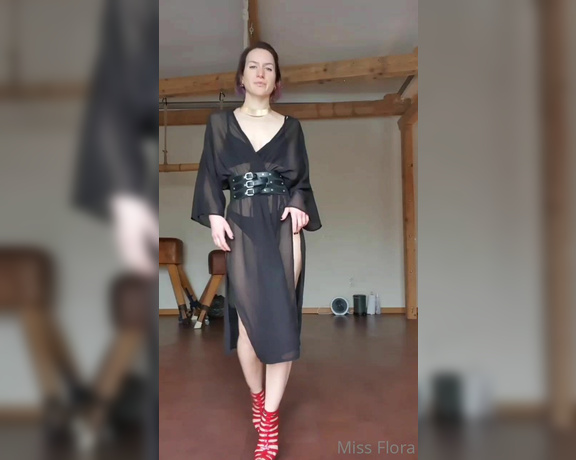 Miss Flora aka missfloraberlin OnlyFans - @berlingirl