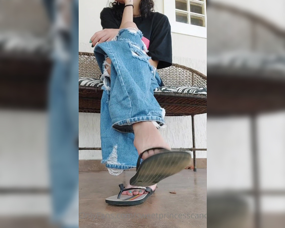 SweetPrincessCandy aka sweetprincesscandy OnlyFans - Playing with my flipflops in two speeds cause I think it looks fun speed