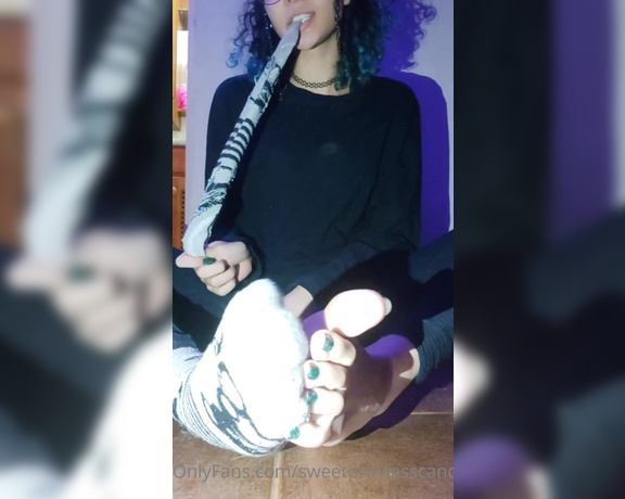 SweetPrincessCandy aka sweetprincesscandy OnlyFans - Shoessocks removal and sniffing for my dear foot boys & girls