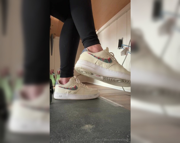 Keeley Kennedy aka keeleyk OnlyFans - Omg my feet get wet with sweat in these Air Force Ones! Don’t you wish