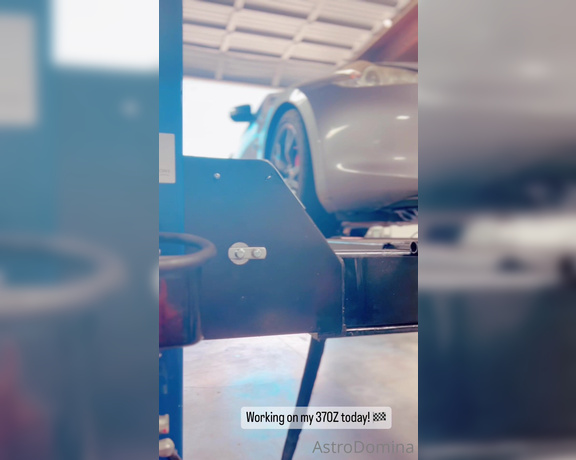 Astrodomina aka astrodomina OnlyFans - Worked on my Nissan 370Z today and took some clips in the process Seriously how hot