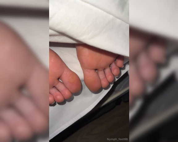 Enna_88 aka enna_88 OnlyFans - I was sleeping and someone broke into my room, discovered my soles and left them exposed
