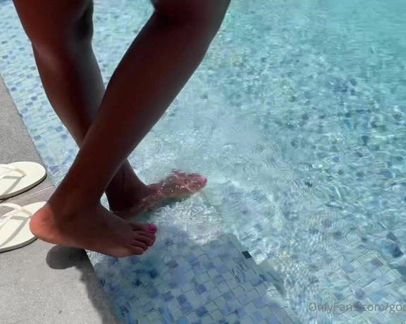 Goddess Annabelle aka goddess.annabelle OnlyFans - A little promo video I’ve made while chilling by the pool You’ll be blessed with