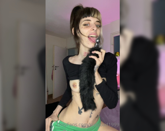 LadleTsunade aka susybad1999 OnlyFans - Vuoi vedere come me lo infilo in culo quel plug scrivimi in chat