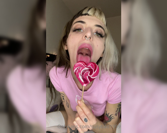 LadleTsunade aka susybad1999 OnlyFans - Sono o non sono la tua bimba preferita Scrivimi in chat se vuoi vedere cos’altro