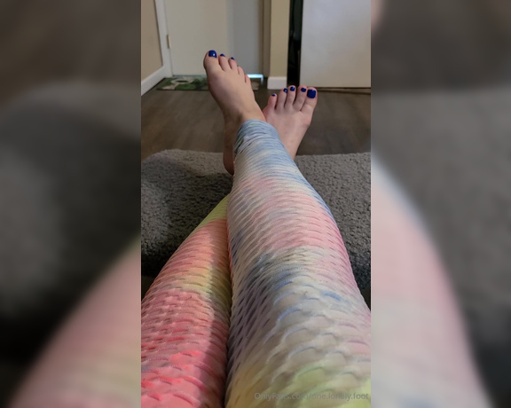 One lonely foot aka one.lonely.foot OnlyFans - Toes from my POV