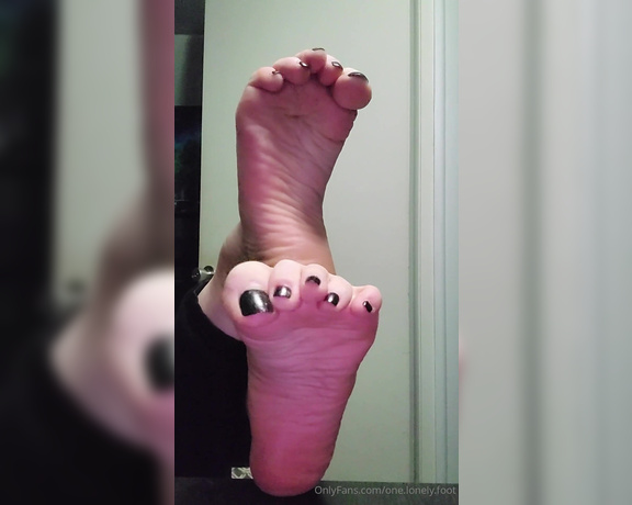 One lonely foot aka one.lonely.foot OnlyFans - Close up sock removal