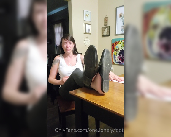 One lonely foot aka one.lonely.foot OnlyFans - Performance review gone wild