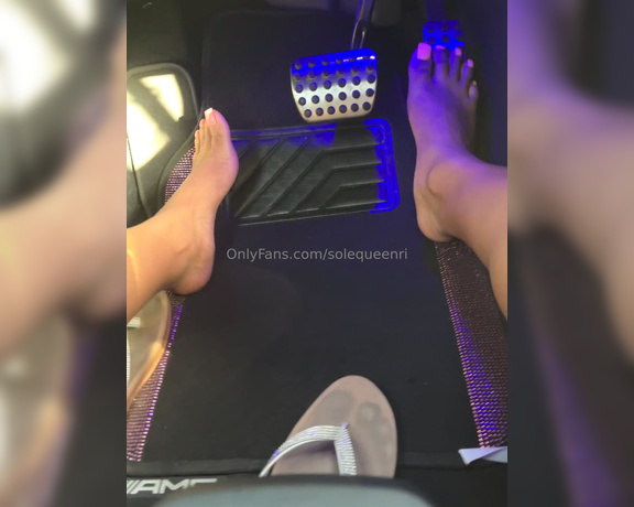 Solequeenri aka solequeenri OnlyFans - JOI PEDAL PLAY DRIVING + countdown