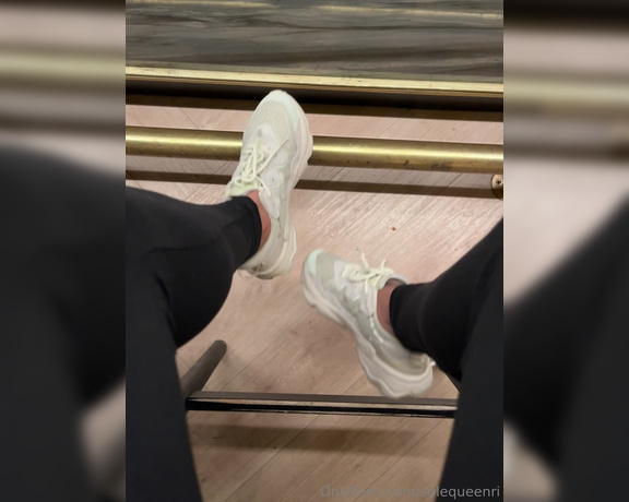 Solequeenri aka solequeenri OnlyFans - I need more ideas of videos I can make in public anyways, short clip