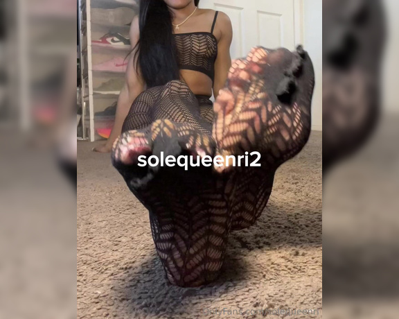 Solequeenri aka solequeenri OnlyFans - Asmr in stockings