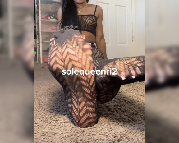 Solequeenri aka solequeenri OnlyFans - Asmr in stockings