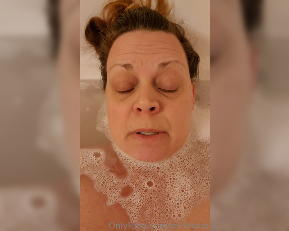 Diane Andrews aka Dianeandrews Onlyfans - Bath stuff 1