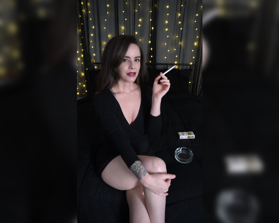 ManyVids - Dani Lynn - Small Dick Humiliation Smoking