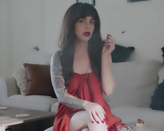 ManyVids - Dani Lynn - Smoking In Scarf Dress