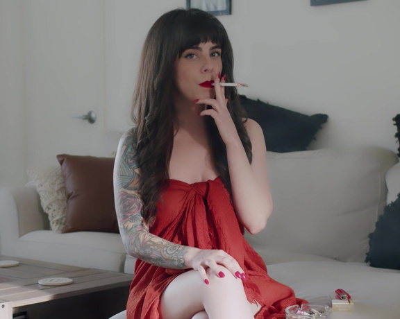 ManyVids - Dani Lynn - Smoking In Scarf Dress