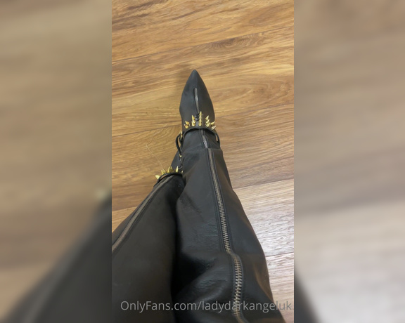 Lady Dark Angel aka Ladydarkangeluk Onlyfans - Leather and spurs