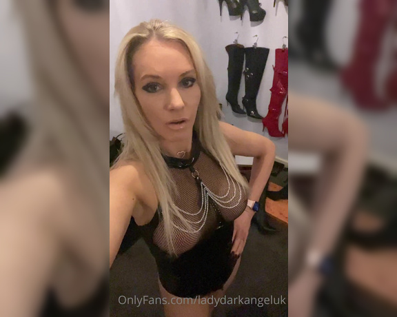 Lady Dark Angel aka Ladydarkangeluk Onlyfans - Good morning everyone