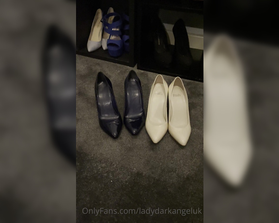 Lady Dark Angel aka Ladydarkangeluk Onlyfans - You asked what shoes I used