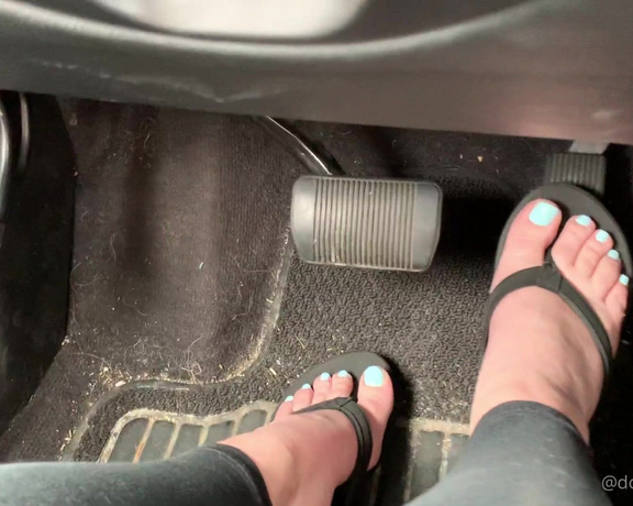 DMostest aka doingthemostest OnlyFans - Pedal pumping in flip flops