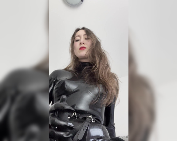 Goddess Lexi Chill aka latexnchill OnlyFans - Just wondering how much i could make you beg for