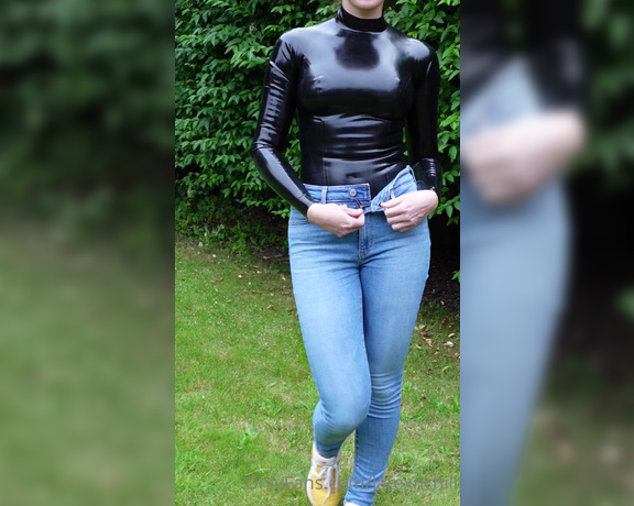 Goddess Lexi Chill aka latexnchill OnlyFans - Can you see that it was a cold afternoon