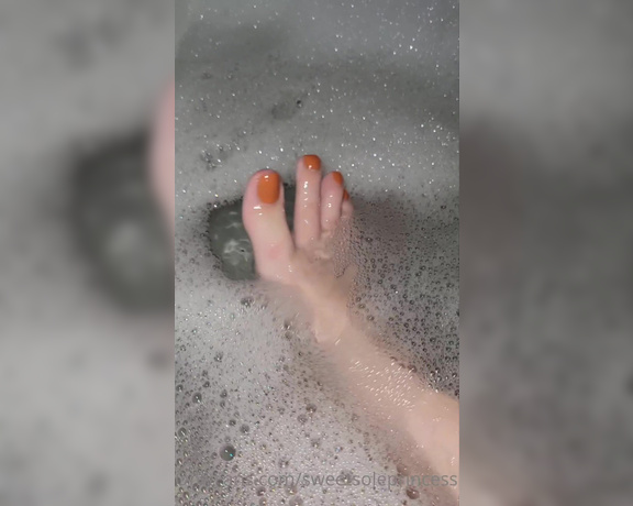 Megan Fletcher aka sweetsoleprincess OnlyFans - Back in the bath Yes I take alot of bath videos Why not! Its one